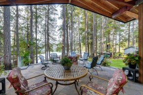 Bremerton Vacation Rental with Hot Tub and Lake Access